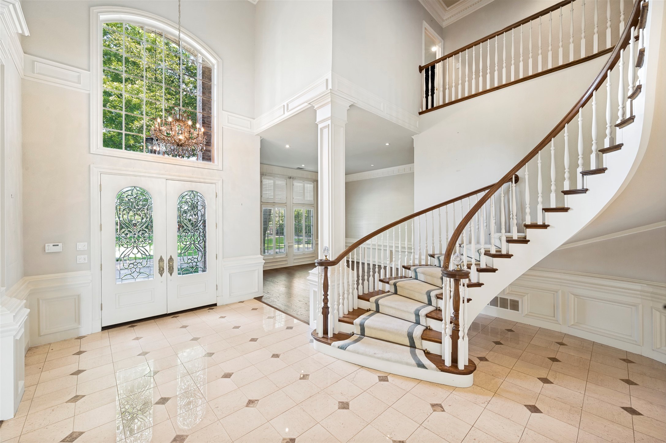 10445 Strait Lane Dallas TX 75229