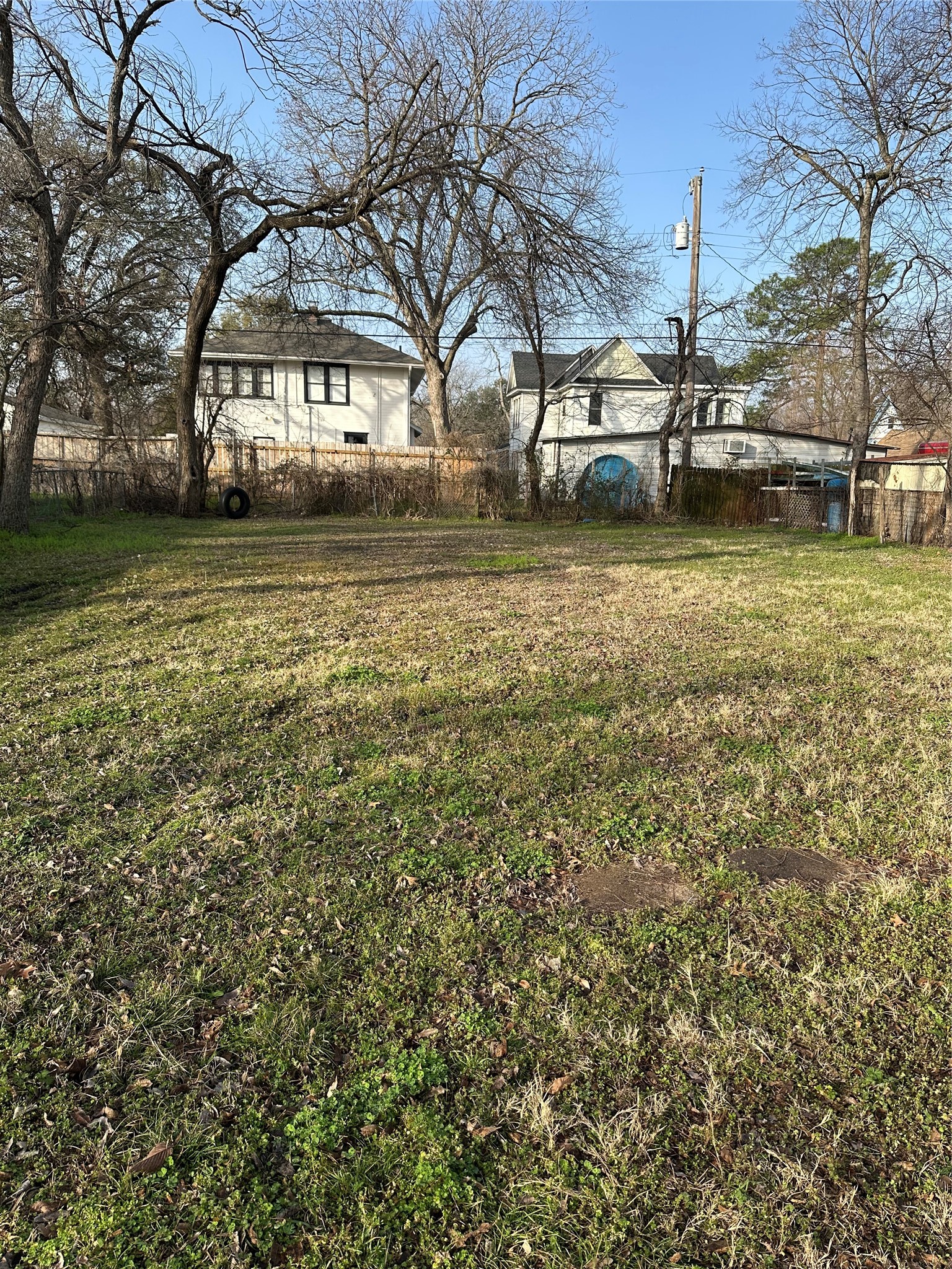 607 NW Main Street Ennis TX 75119