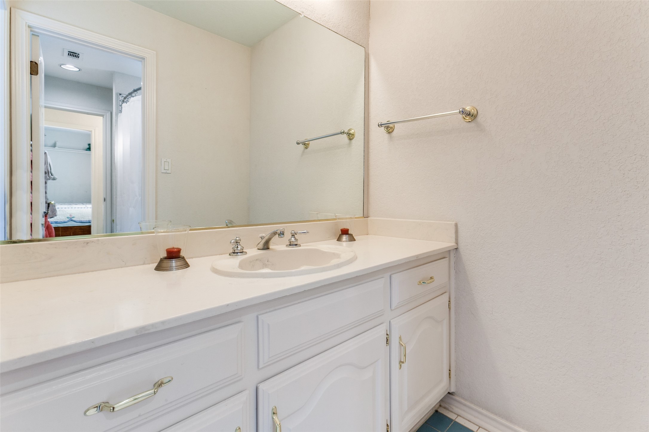 3706 Oakridge Circle Garland TX 75040
