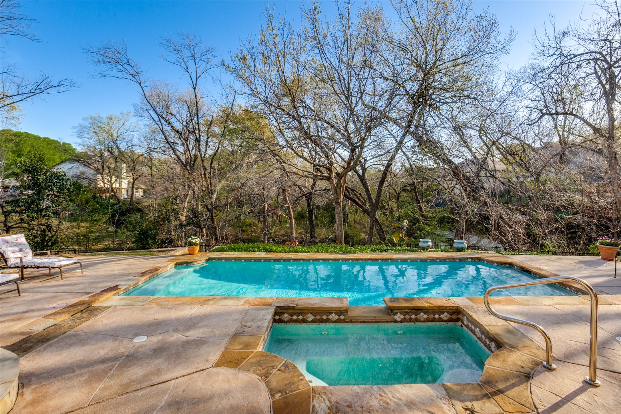 3706 Oakridge Circle Garland TX 75040