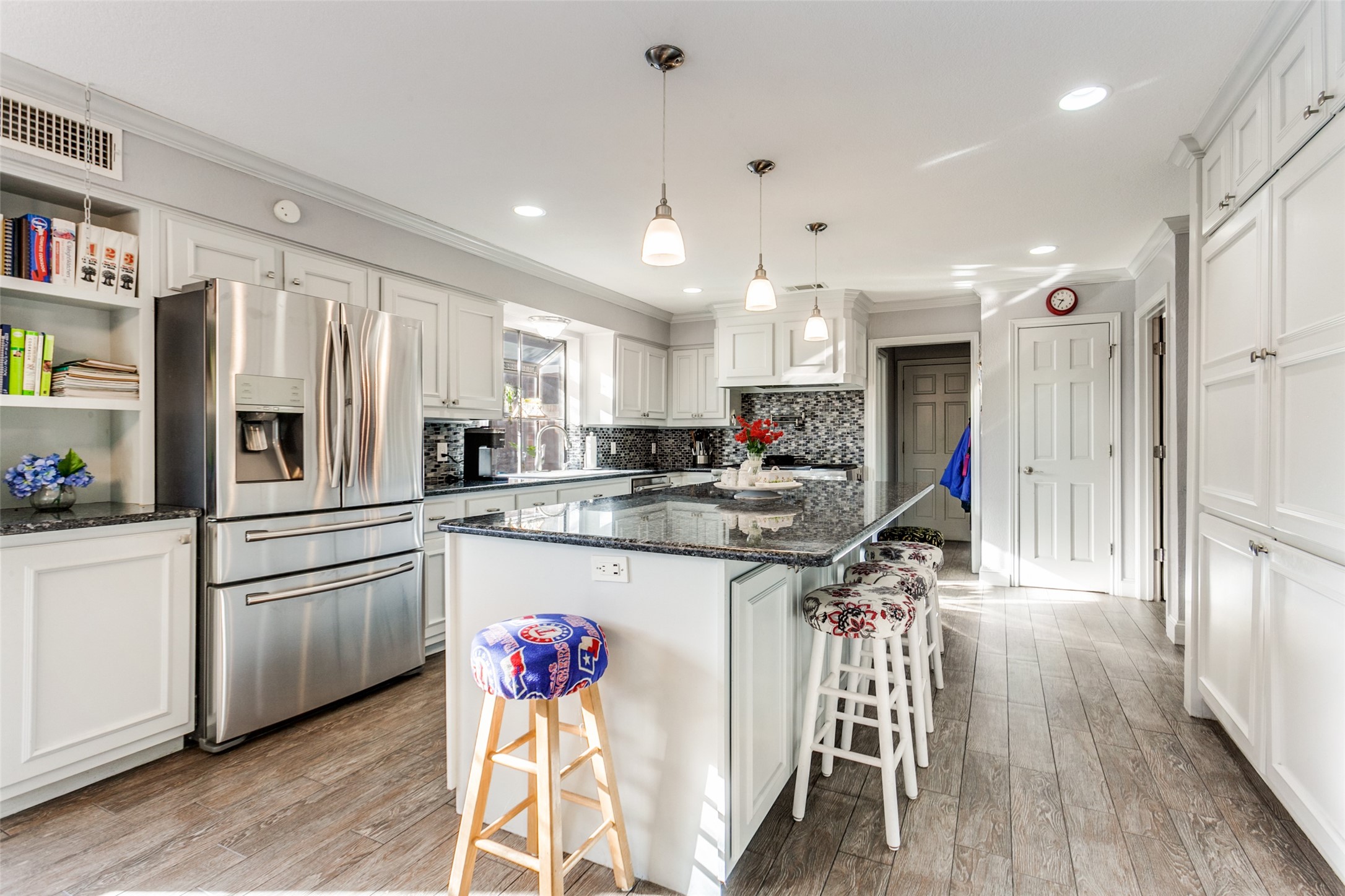 3706 Oakridge Circle Garland TX 75040