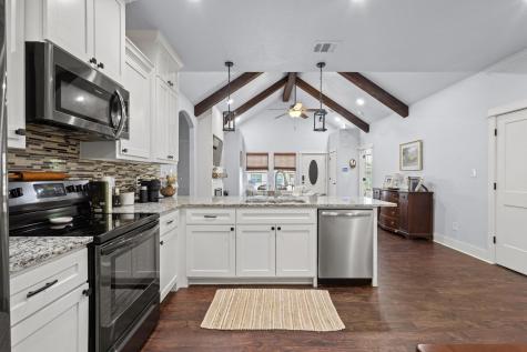 610 W Elm Street Denison TX 75020