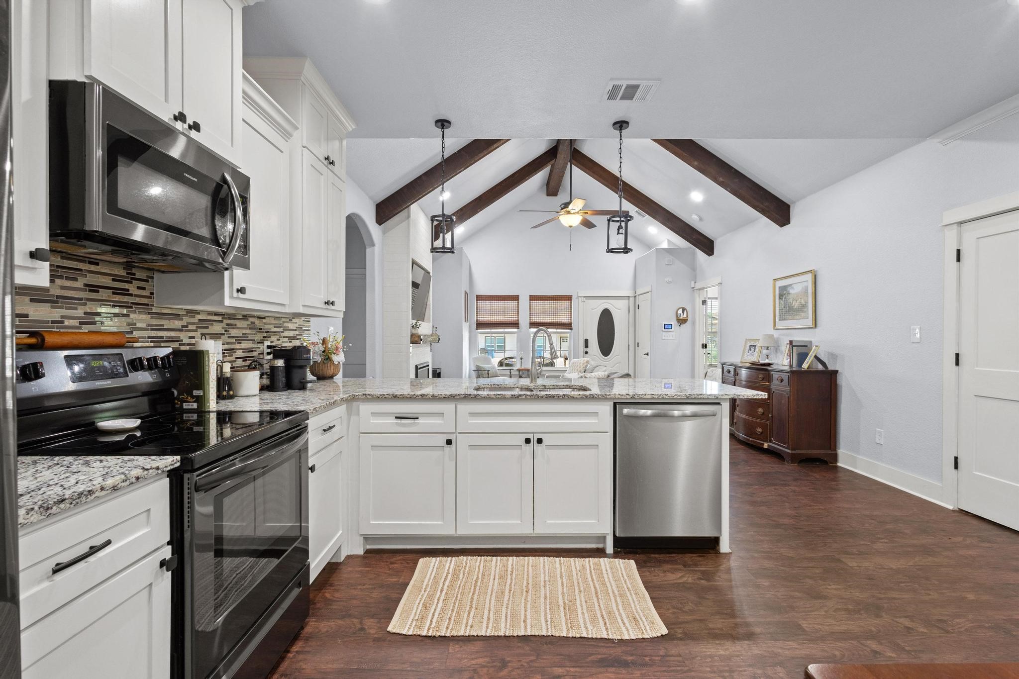 610 W Elm Street Denison TX 75020