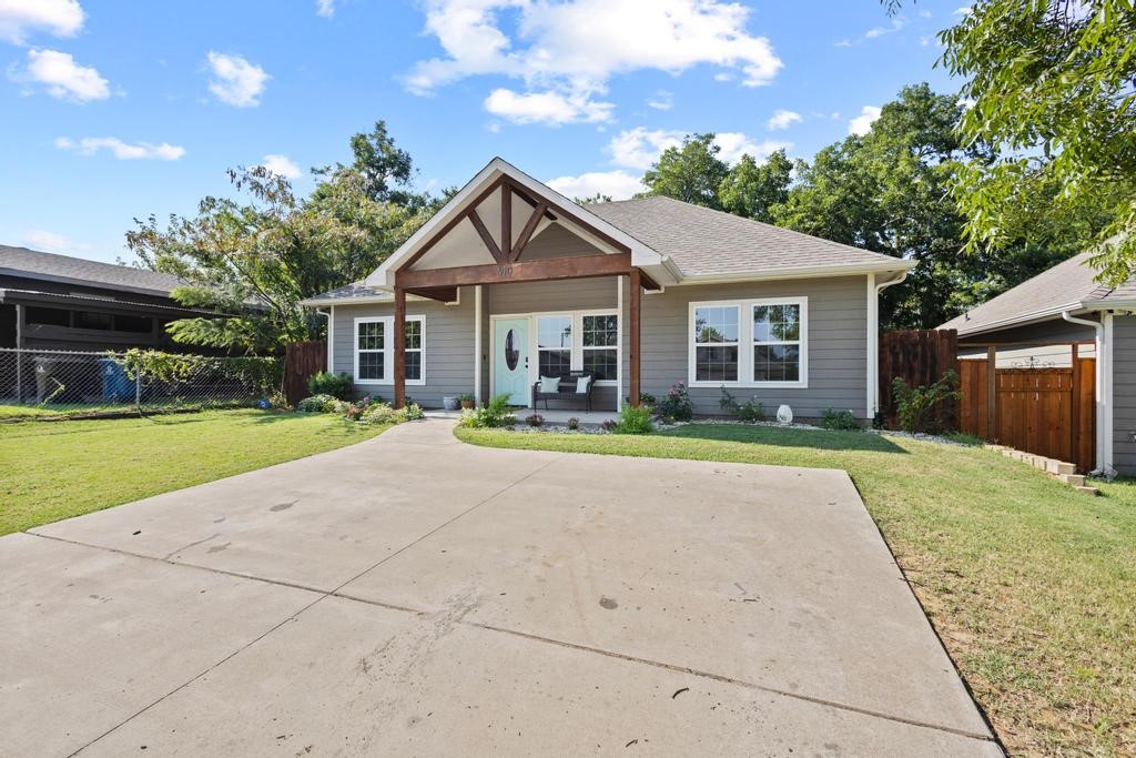 610 W Elm Street Denison TX 75020