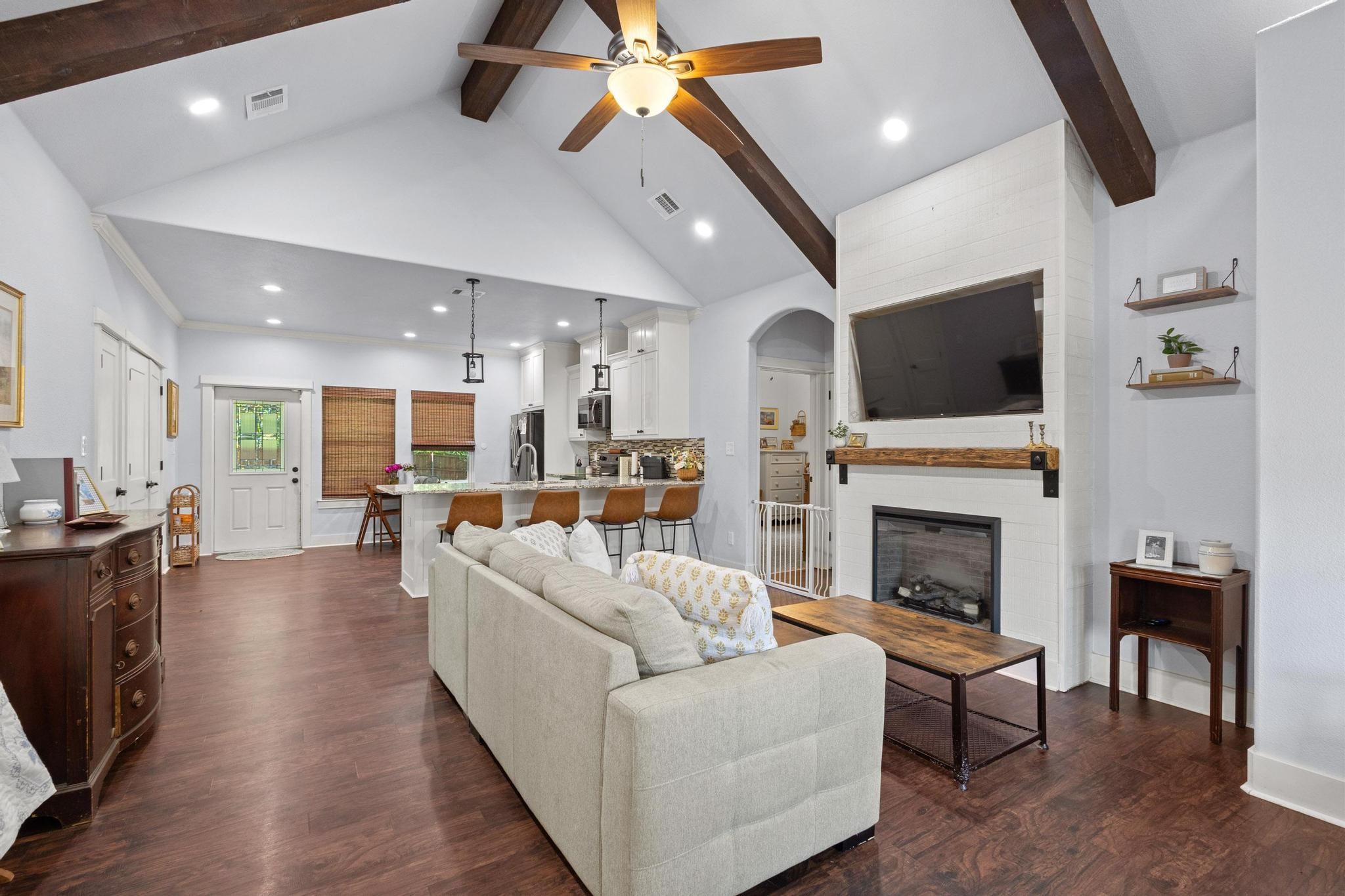 610 W Elm Street Denison TX 75020