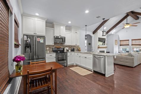 610 W Elm Street Denison TX 75020