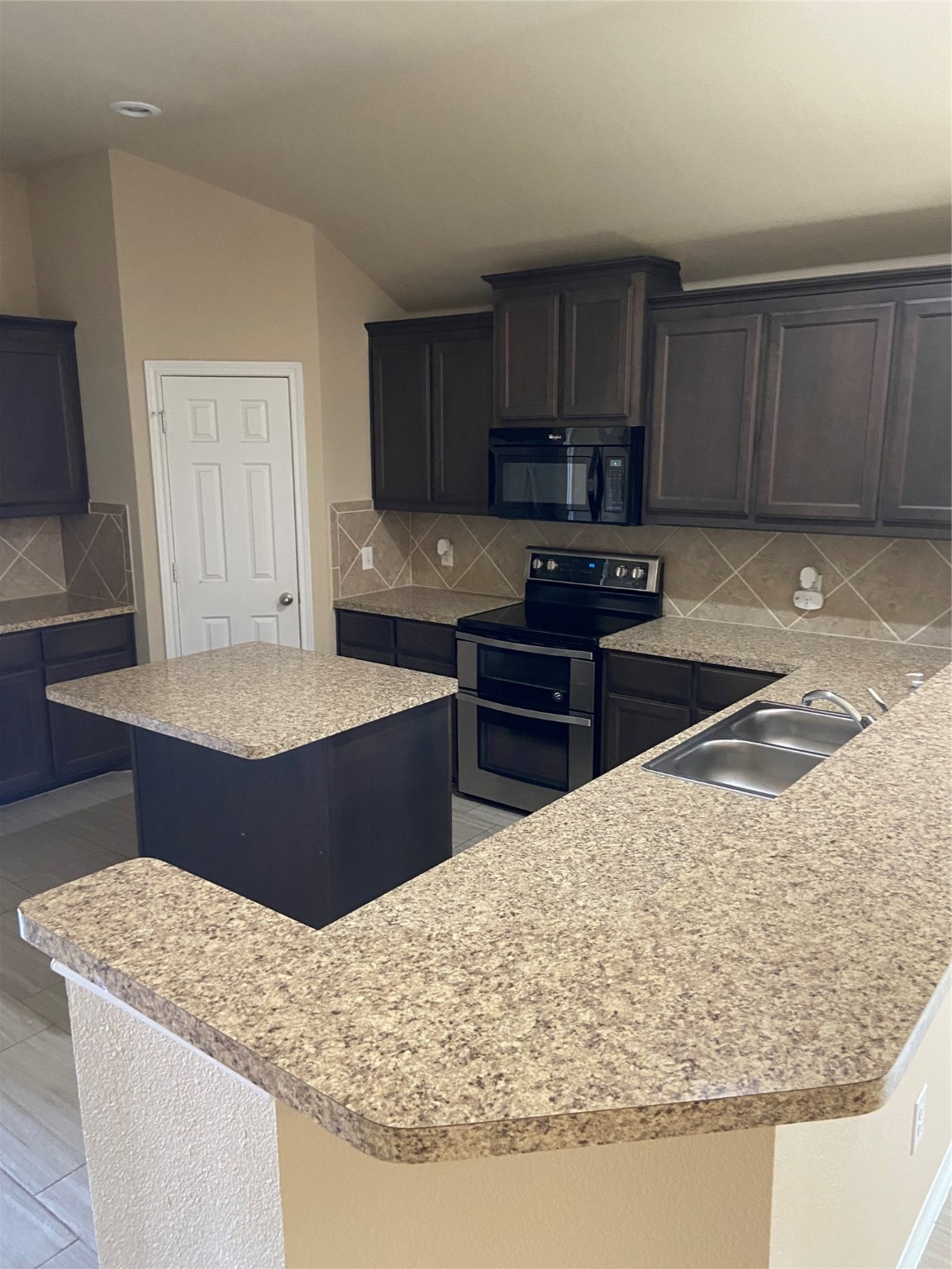 2824 Adams Fall Lane Fort Worth TX 76123