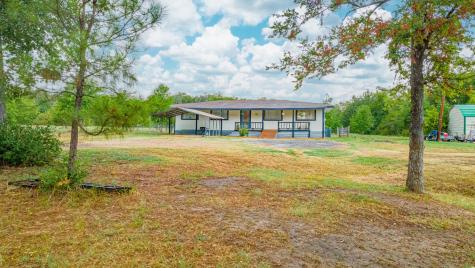 2071 Fm 977 E Leona TX 75850