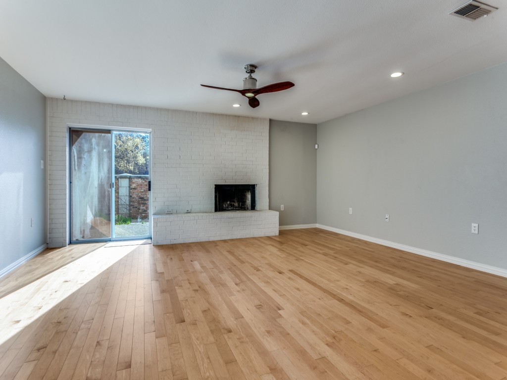 5963 River Bend Drive Benbrook TX 76132