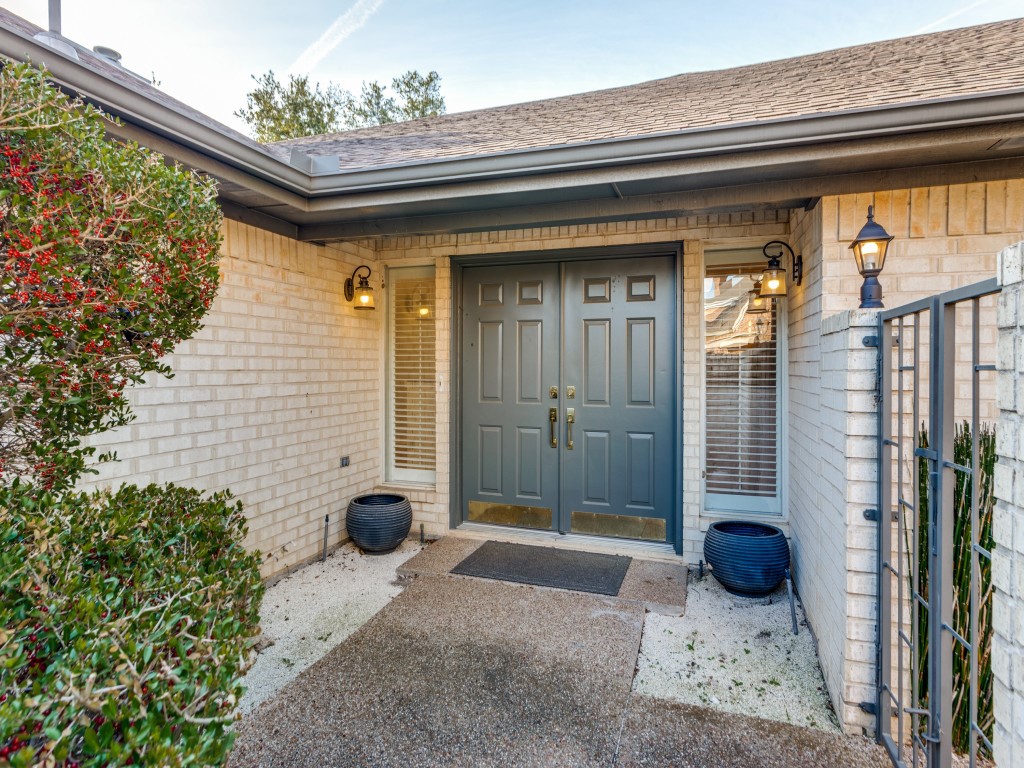 5963 River Bend Drive Benbrook TX 76132