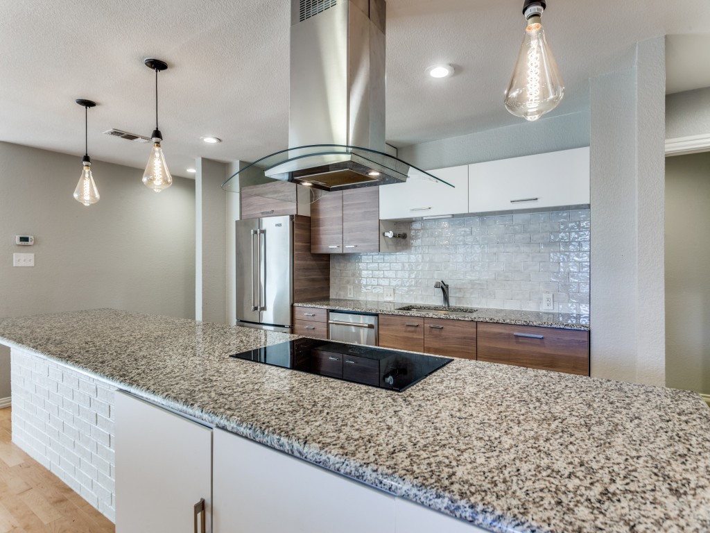 5963 River Bend Drive Benbrook TX 76132