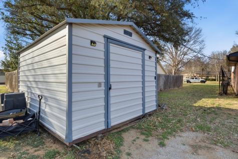 1008 Royal Lane Graham TX 76450