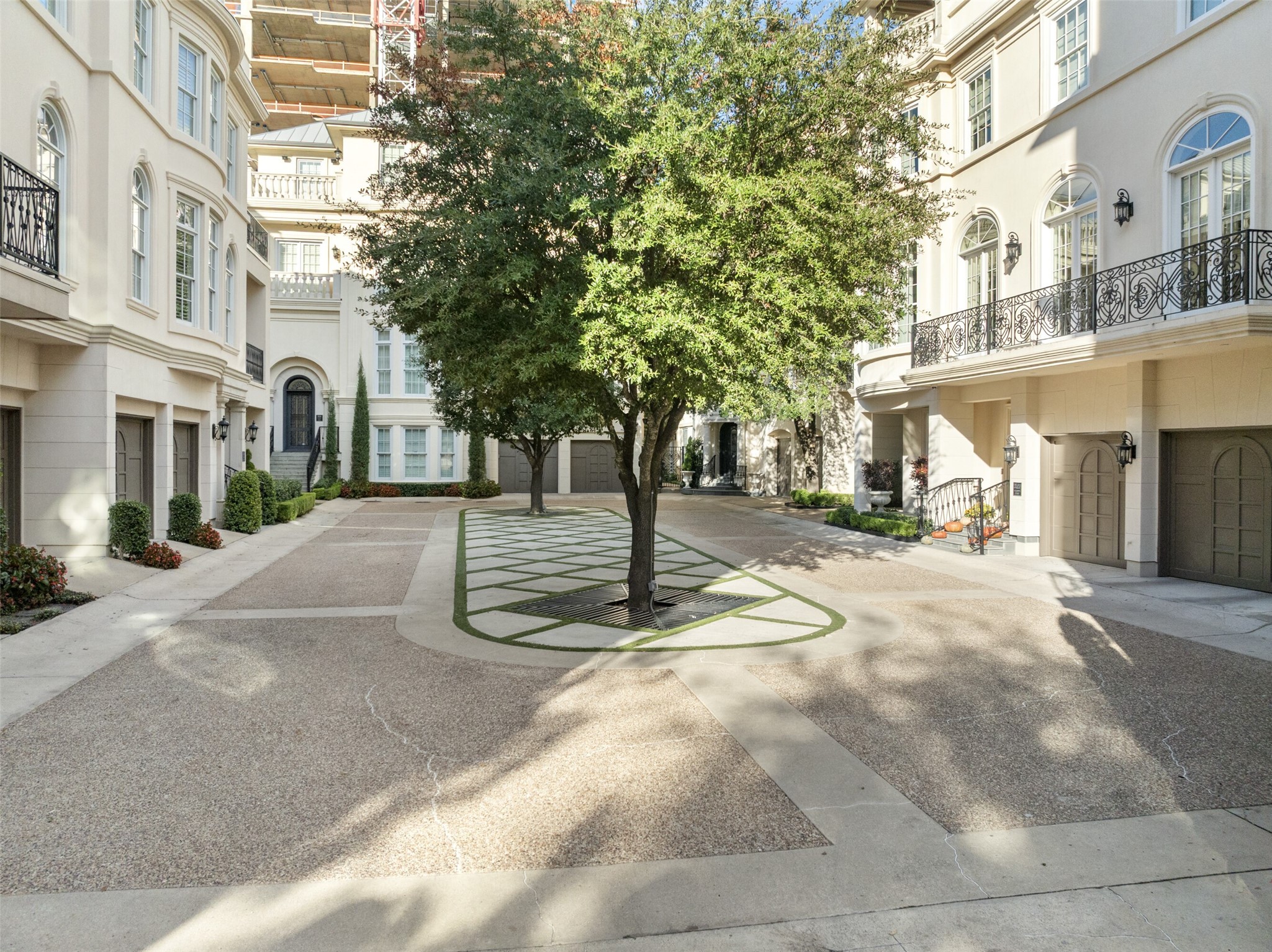 2908 Hood Street Dallas TX 75219