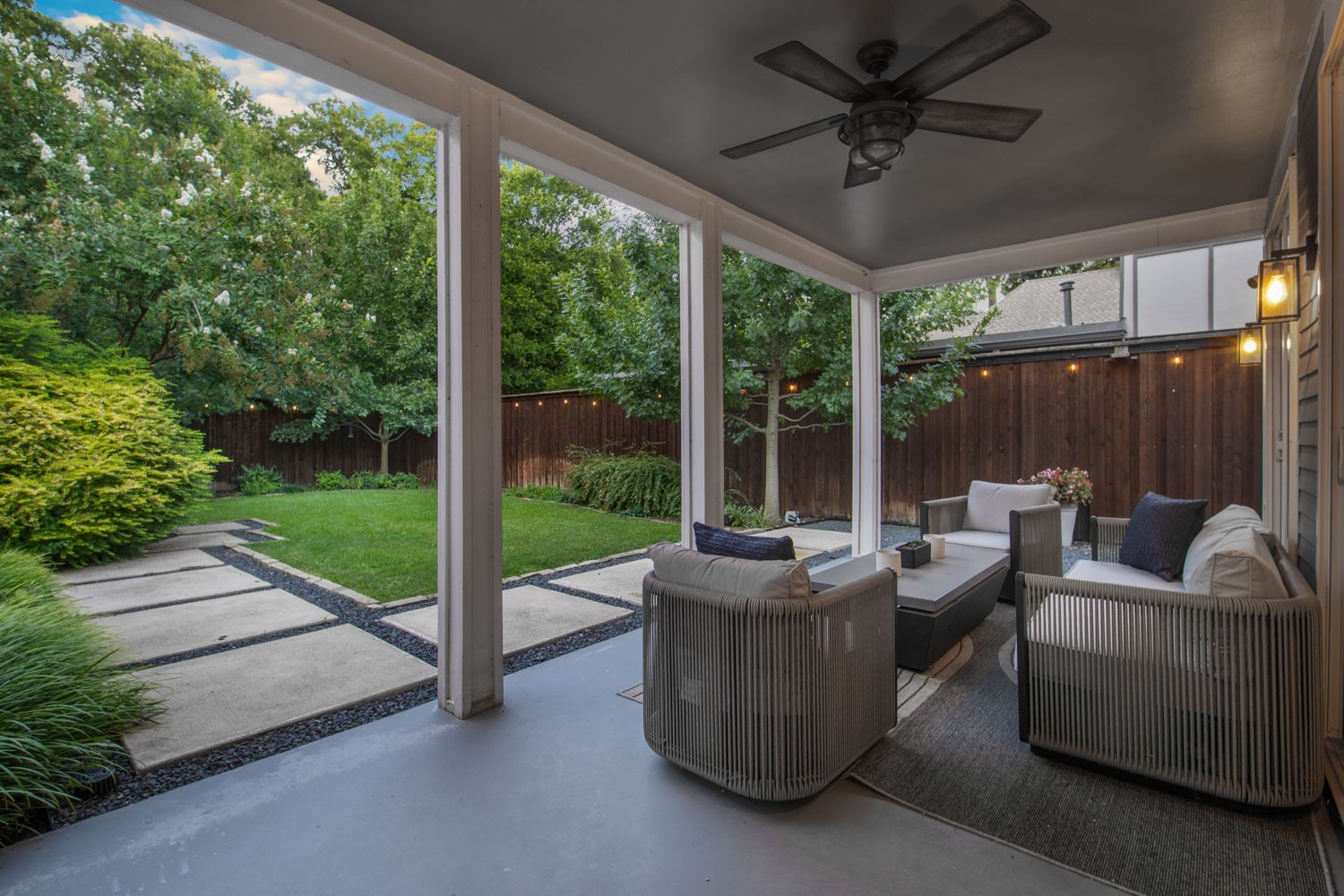 2014 Lakeland Drive Dallas TX 75218