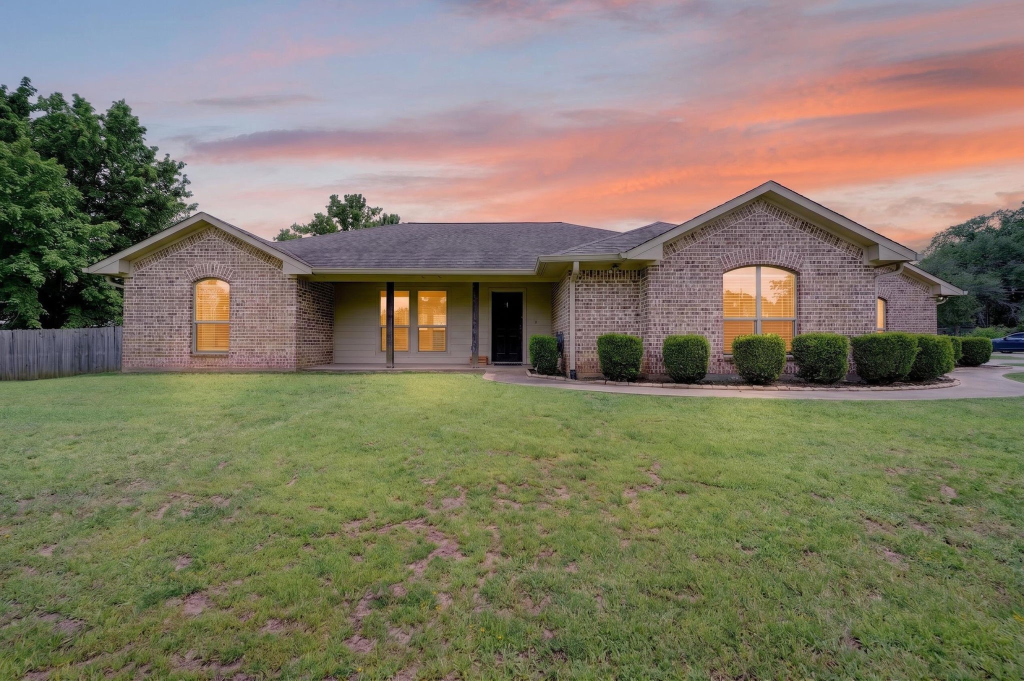 220 Ebony Place Van TX 75790