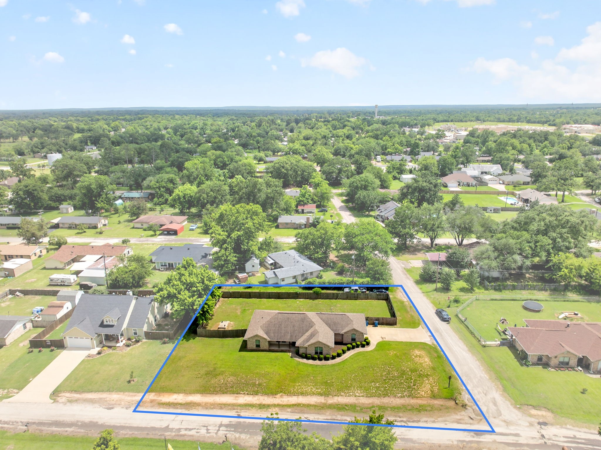 220 Ebony Place Van TX 75790
