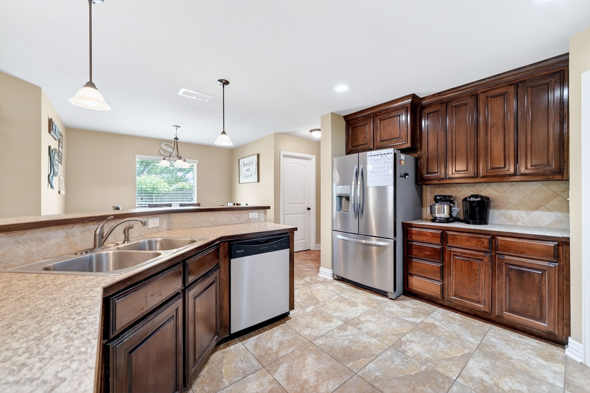 220 Ebony Place Van TX 75790