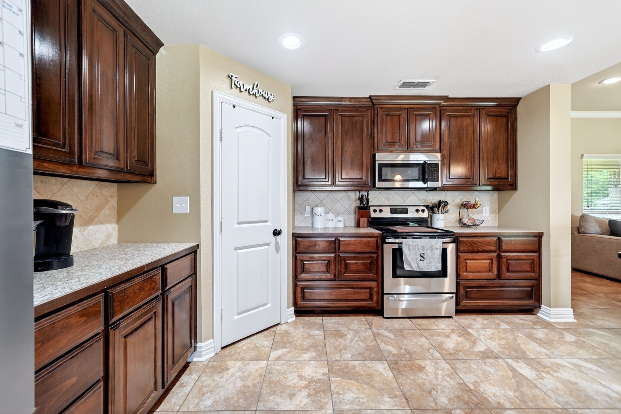 220 Ebony Place Van TX 75790