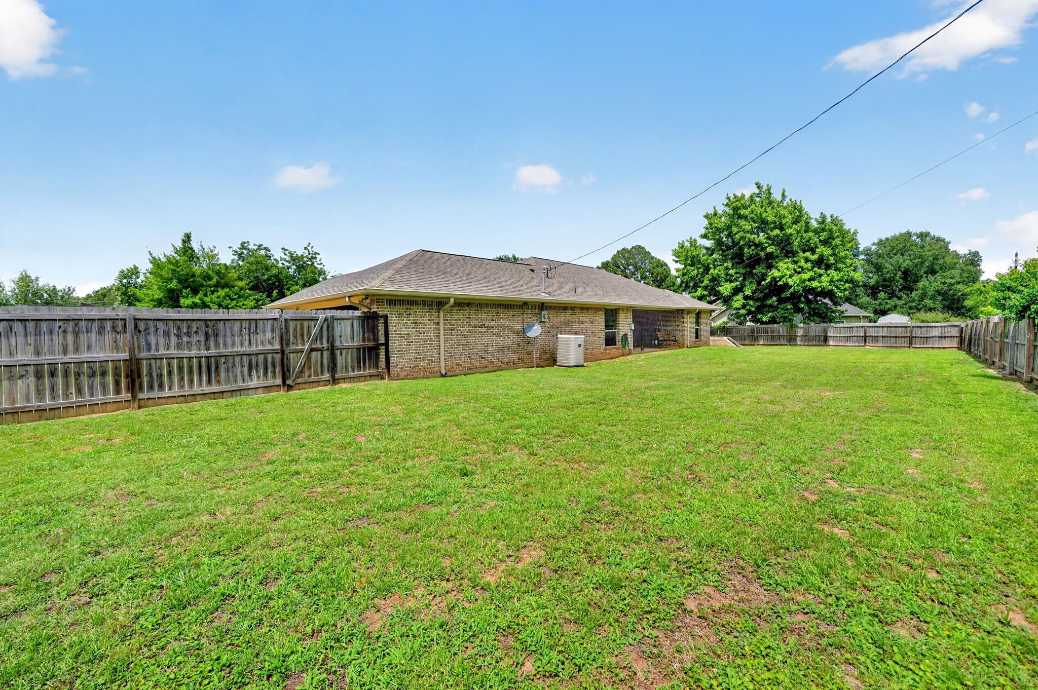 220 Ebony Place Van TX 75790