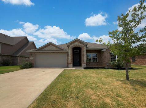 4124 Bridle Path Lane Sanger TX 76266