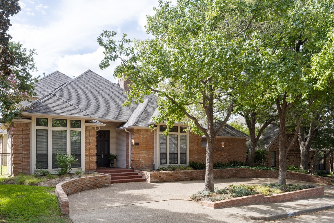 5616 Covehaven Drive Dallas TX 75252