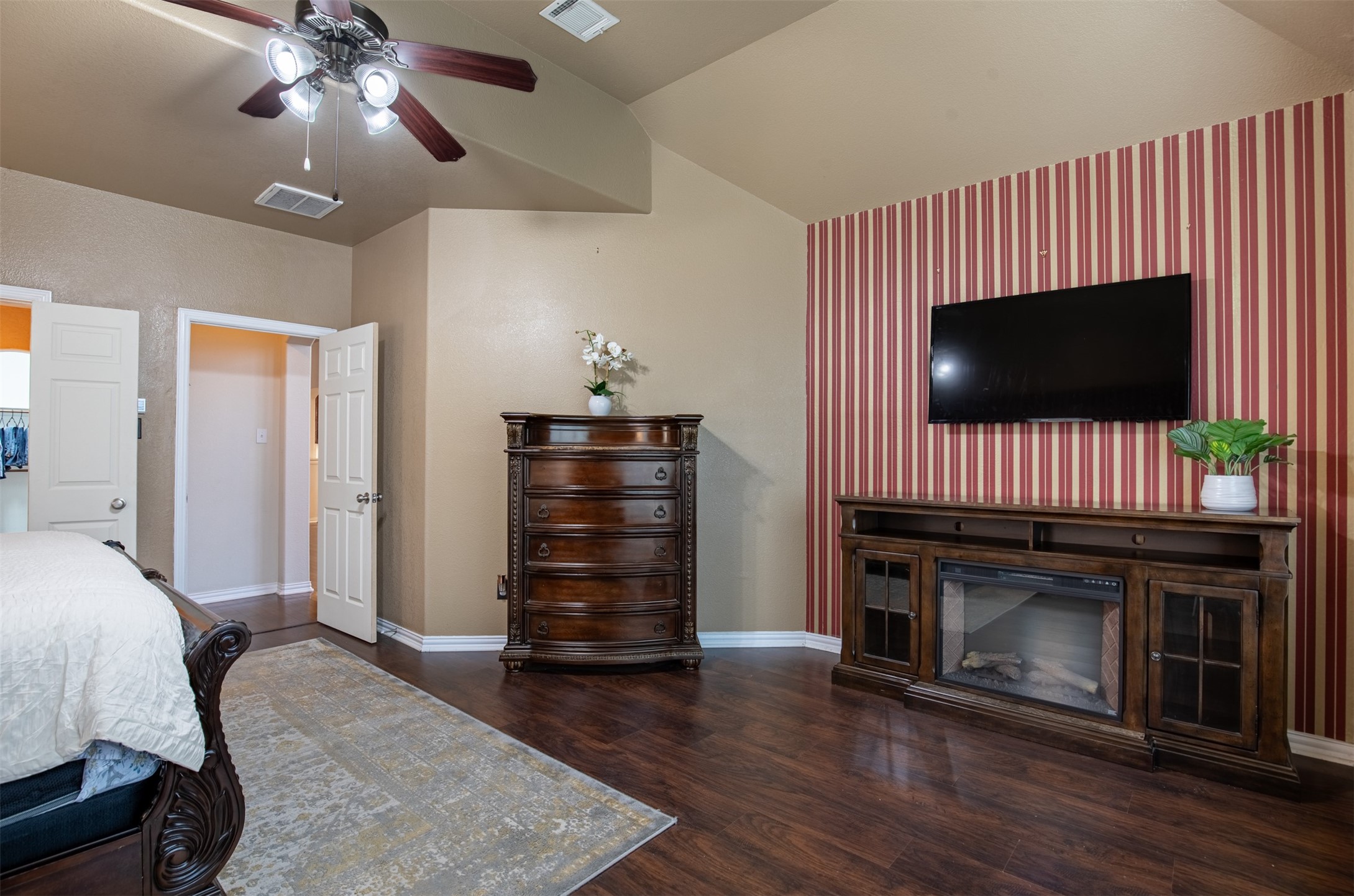 5115 Clydesdale Drive Grand Prairie TX 75052