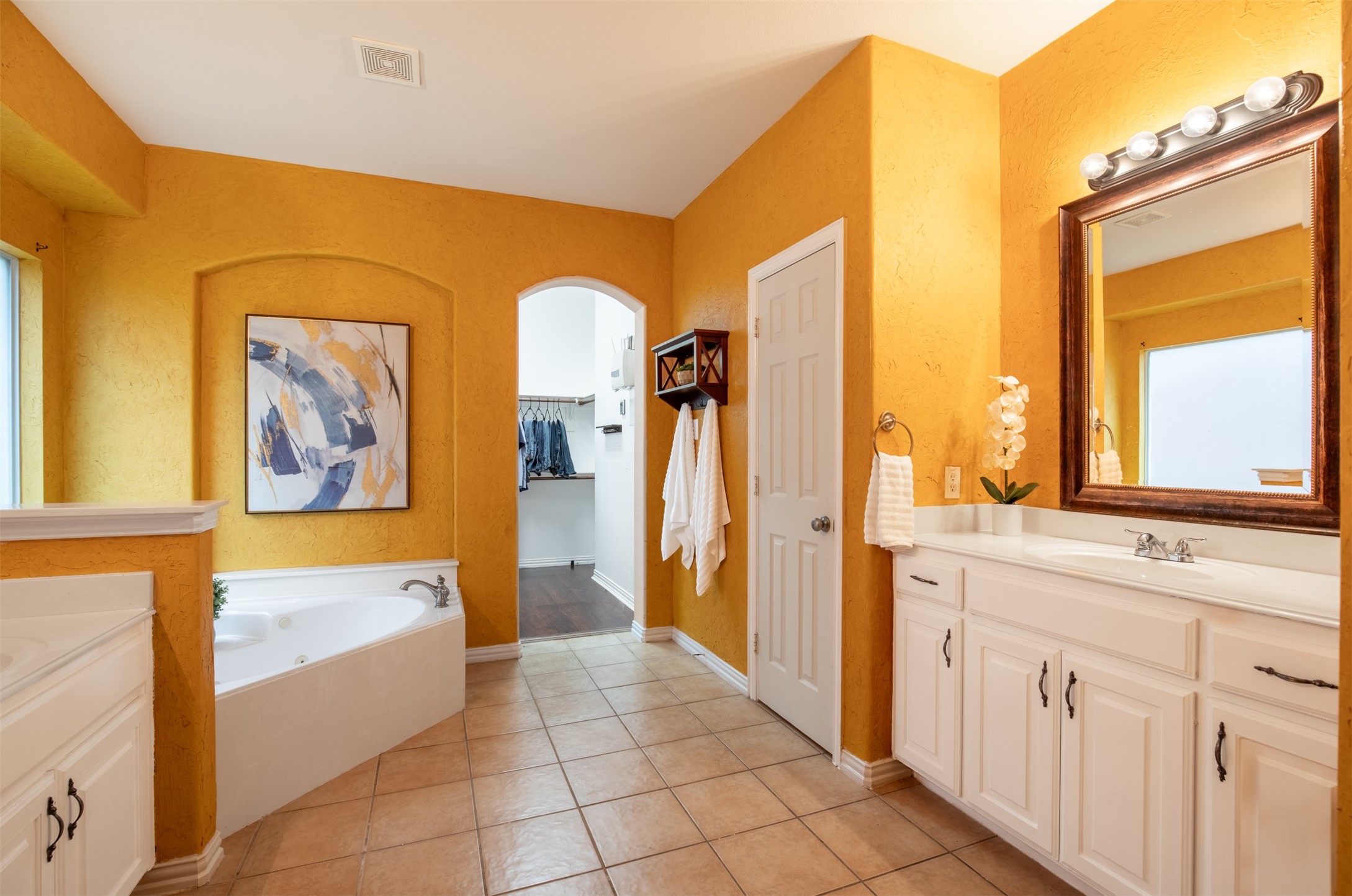 5115 Clydesdale Drive Grand Prairie TX 75052