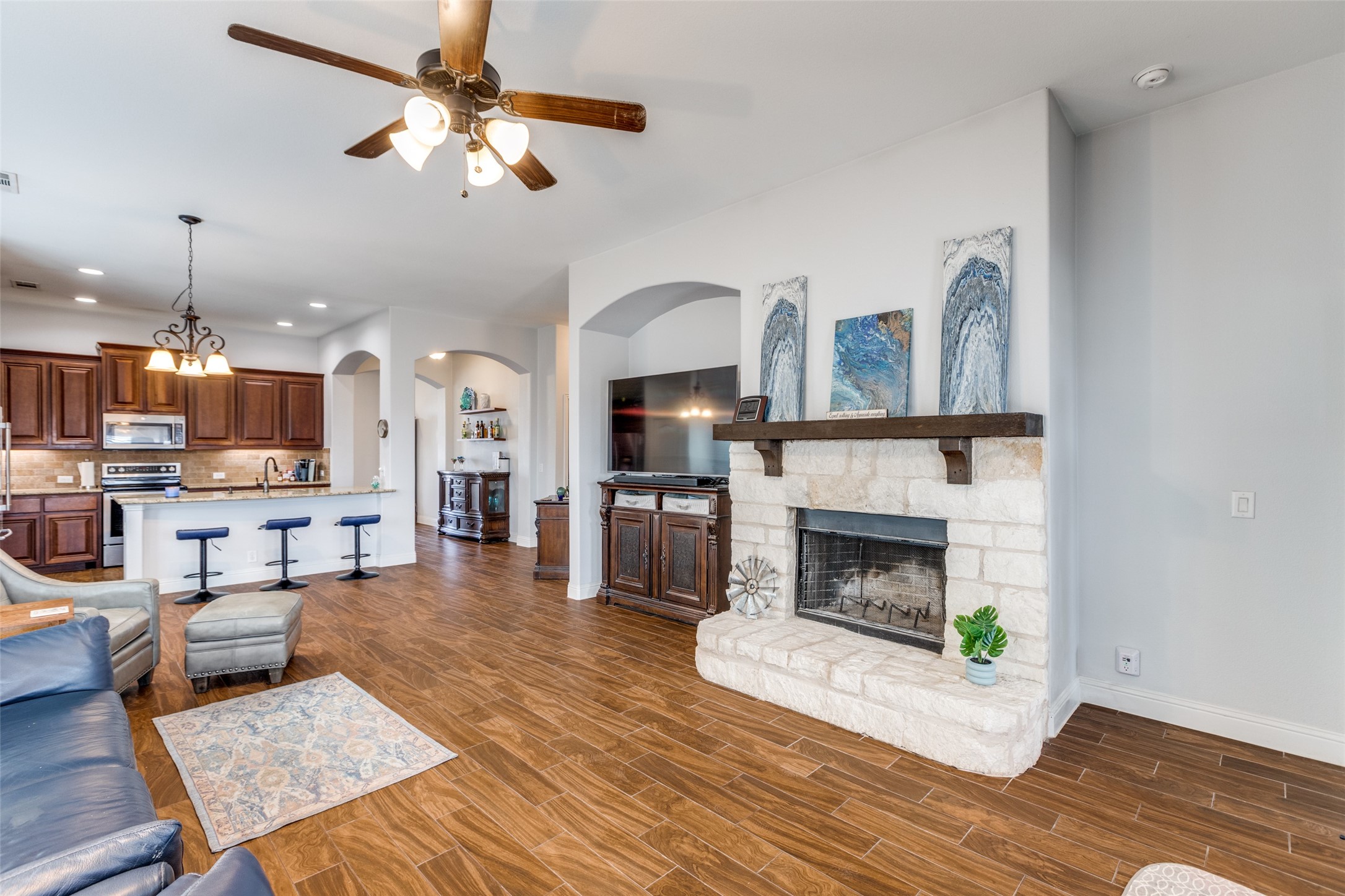 513 Thompson Drive Van Alstyne TX 75495