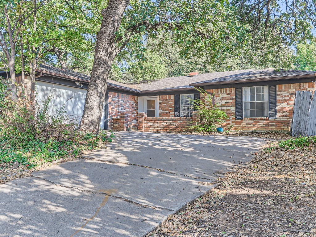 8321 Elm Court North Richland Hills TX 76182