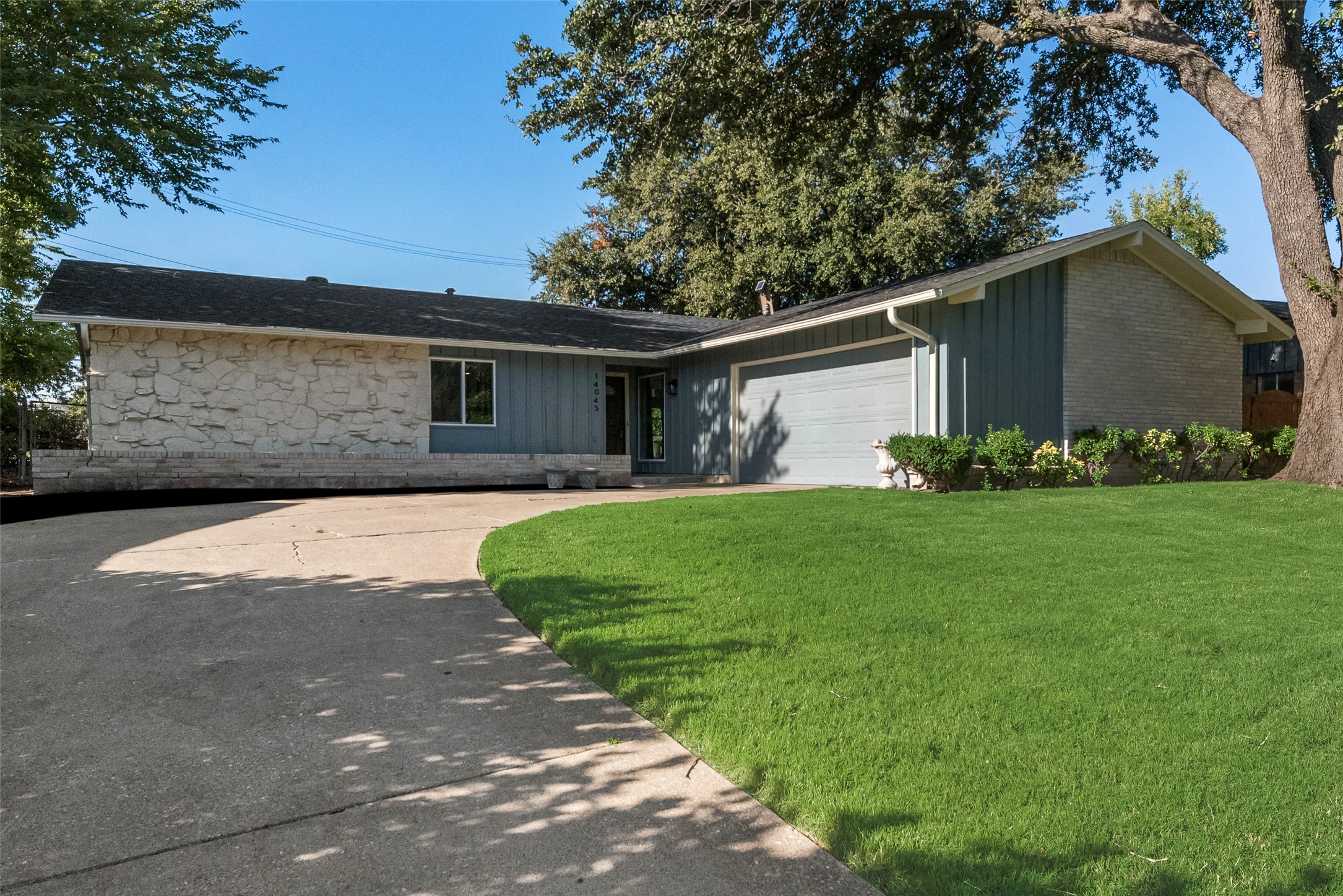 14054 Rolling Hills Lane Dallas TX 75240