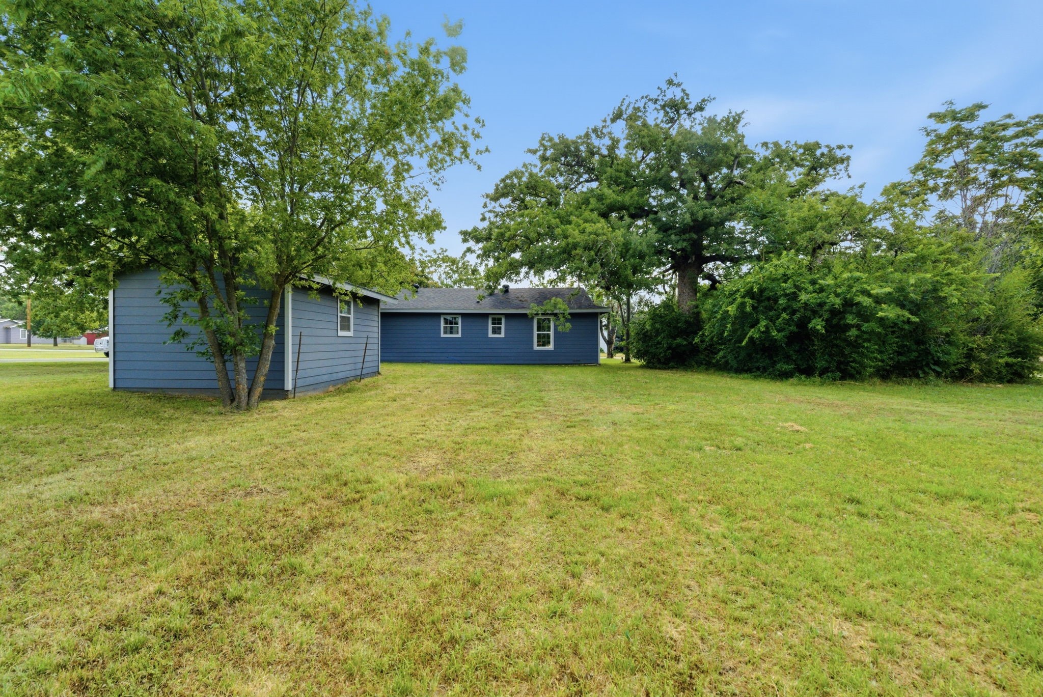 203 N Kickapoo Street Lipan TX 76462