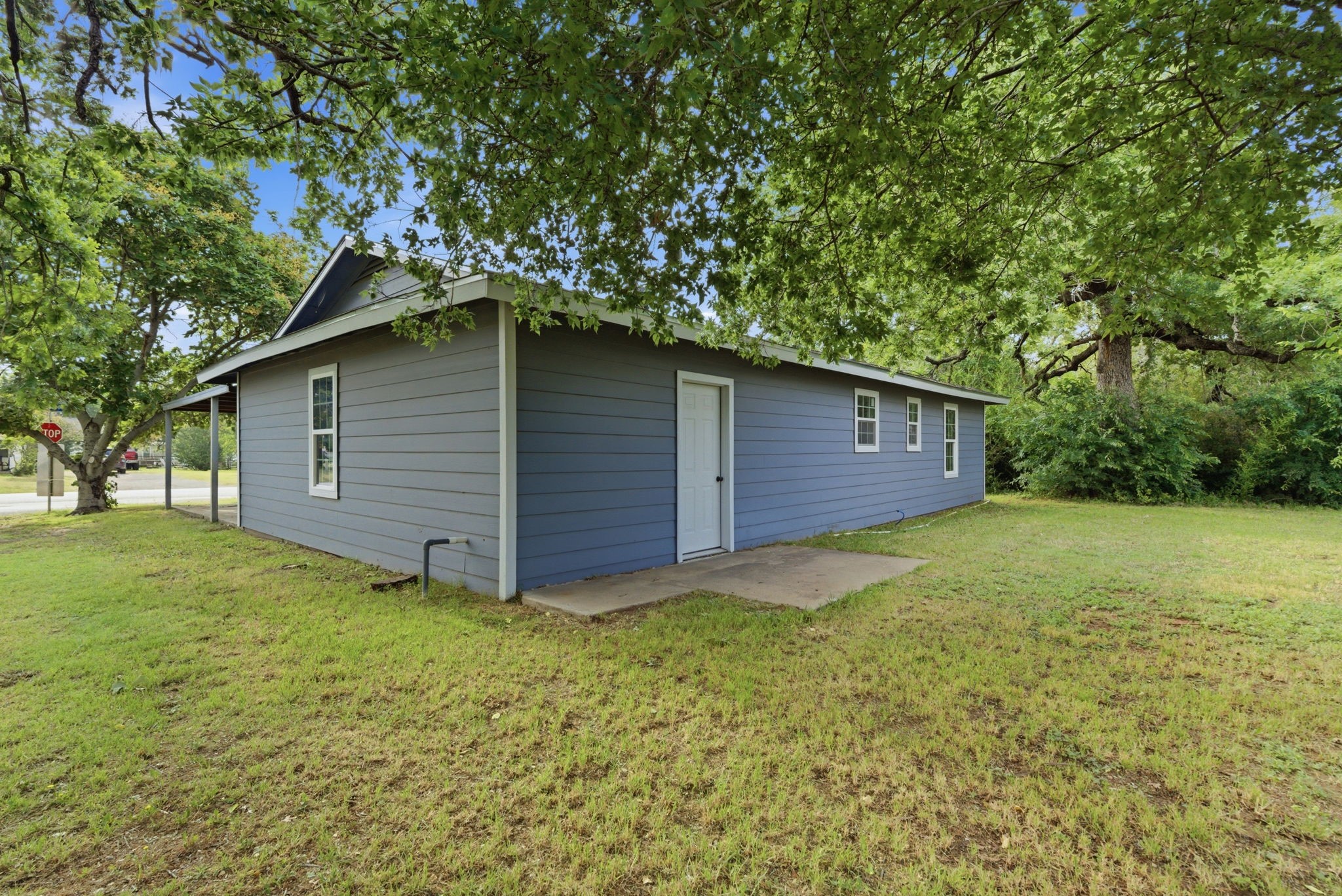 203 N Kickapoo Street Lipan TX 76462