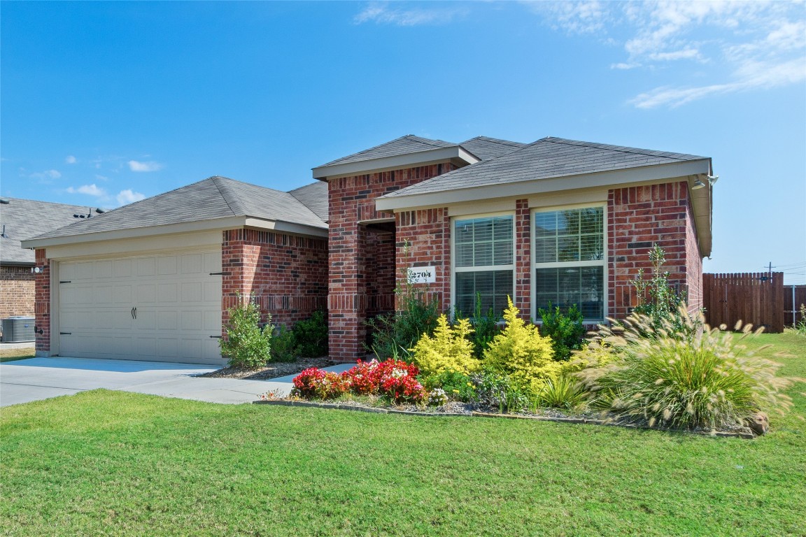 2704 Euston Street Denton TX 76209