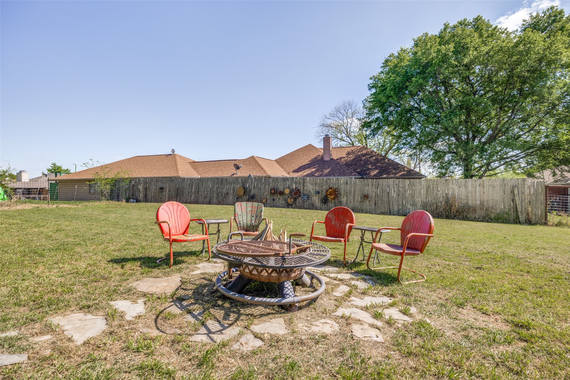 213 High Ridge Blue Ridge TX 75424
