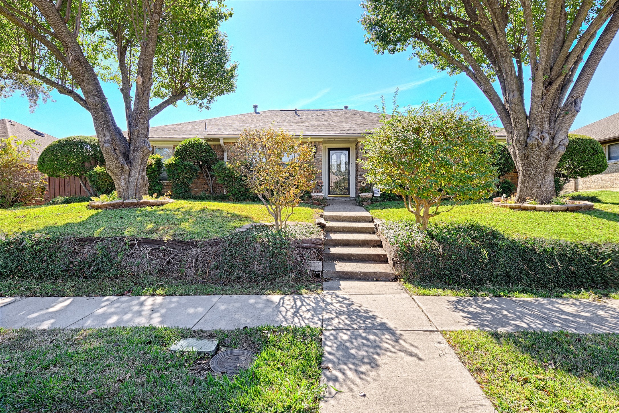 2110 Hunters Ridge Carrollton TX 75006