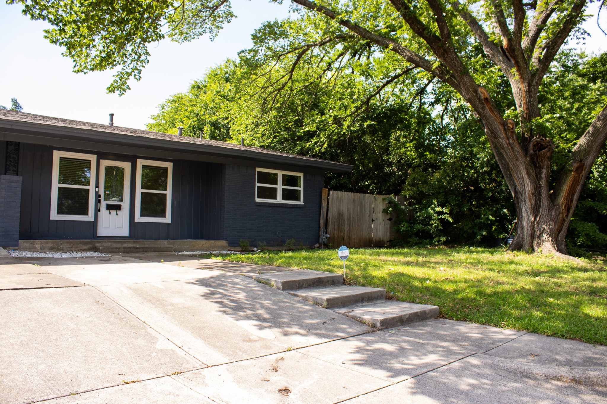 3825 W Spurgeon Street Fort Worth TX 76133