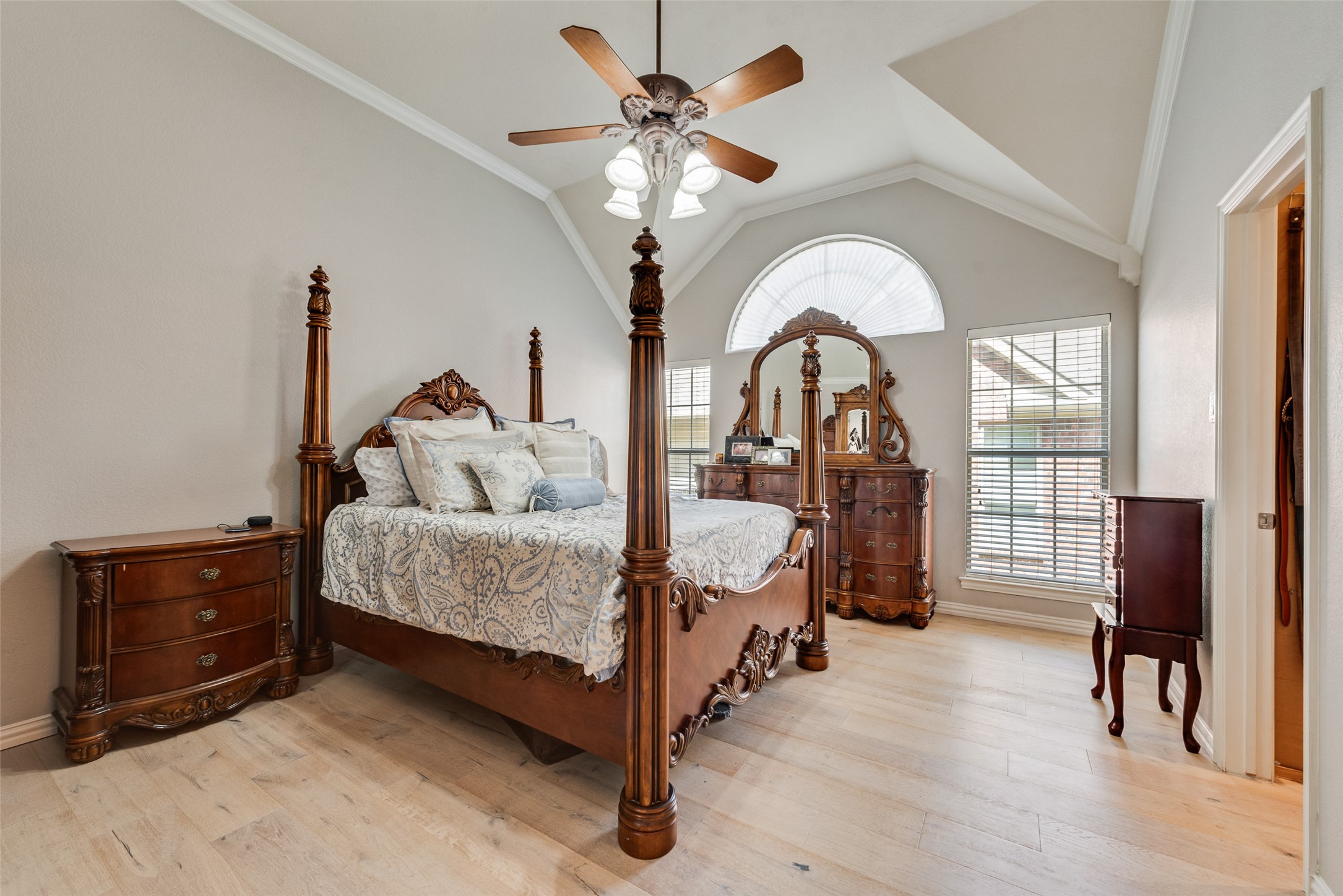 2112 Wallbrook Drive Lewisville TX 75067