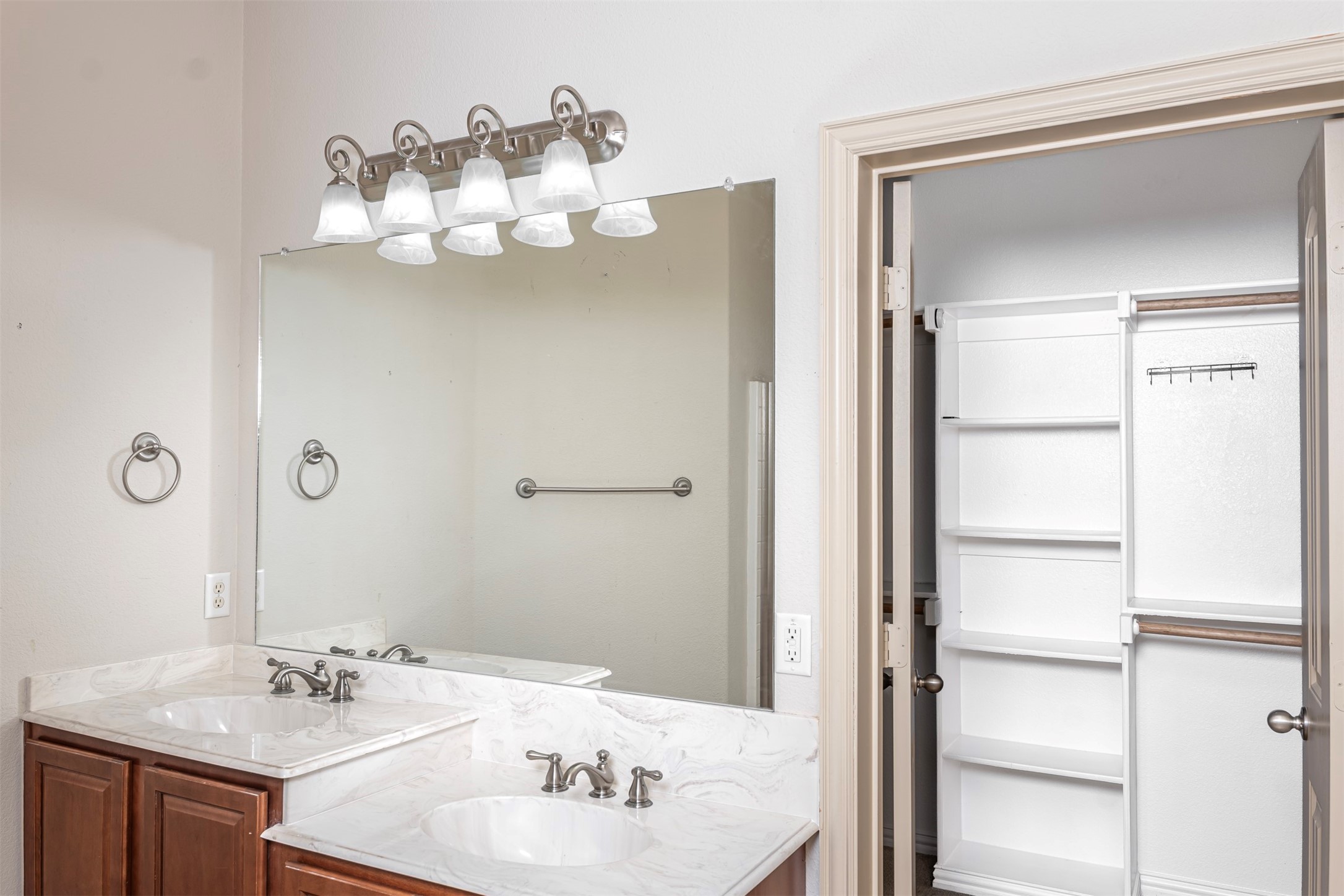 200 Chimney Rock Drive Waxahachie TX 75167