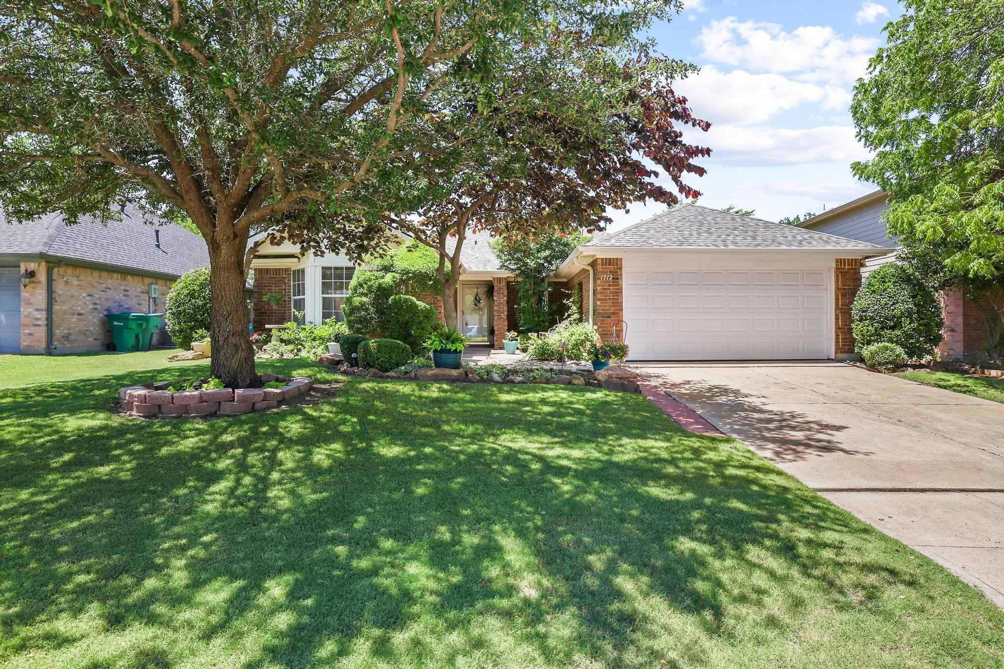1712 Timberline Lane Sherman TX 75092