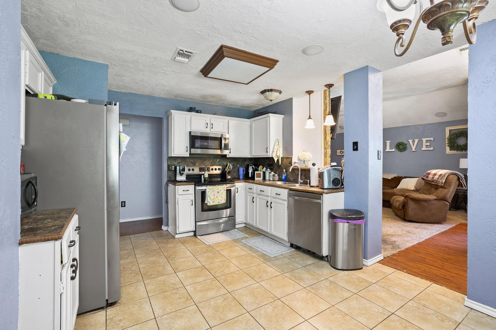 1712 Timberline Lane Sherman TX 75092