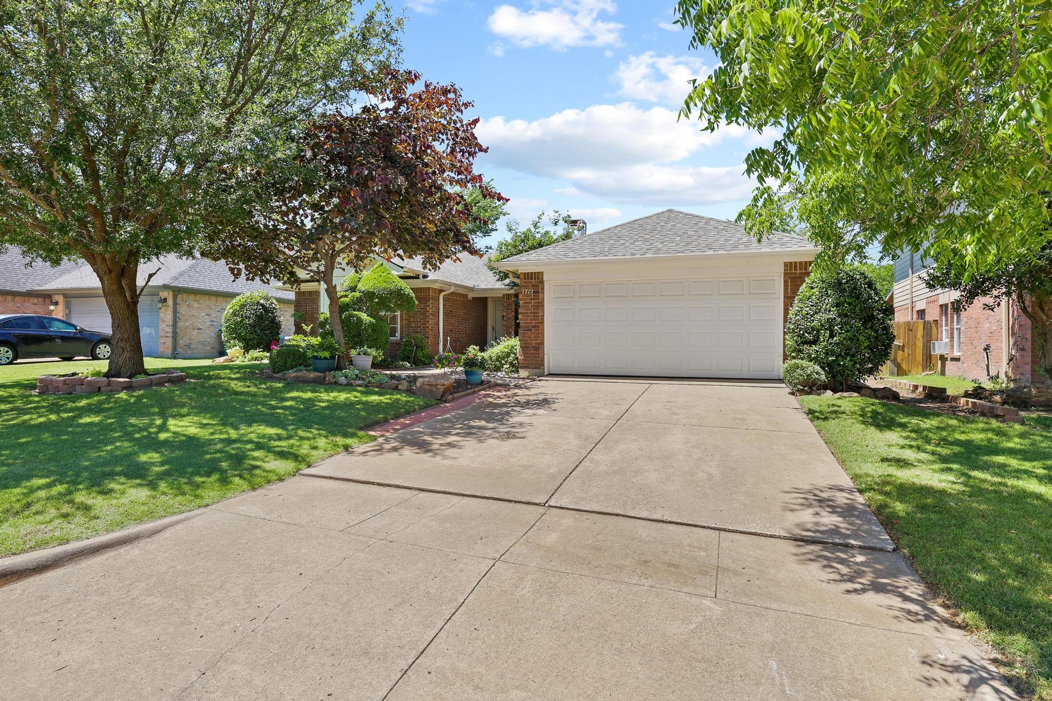 1712 Timberline Lane Sherman TX 75092
