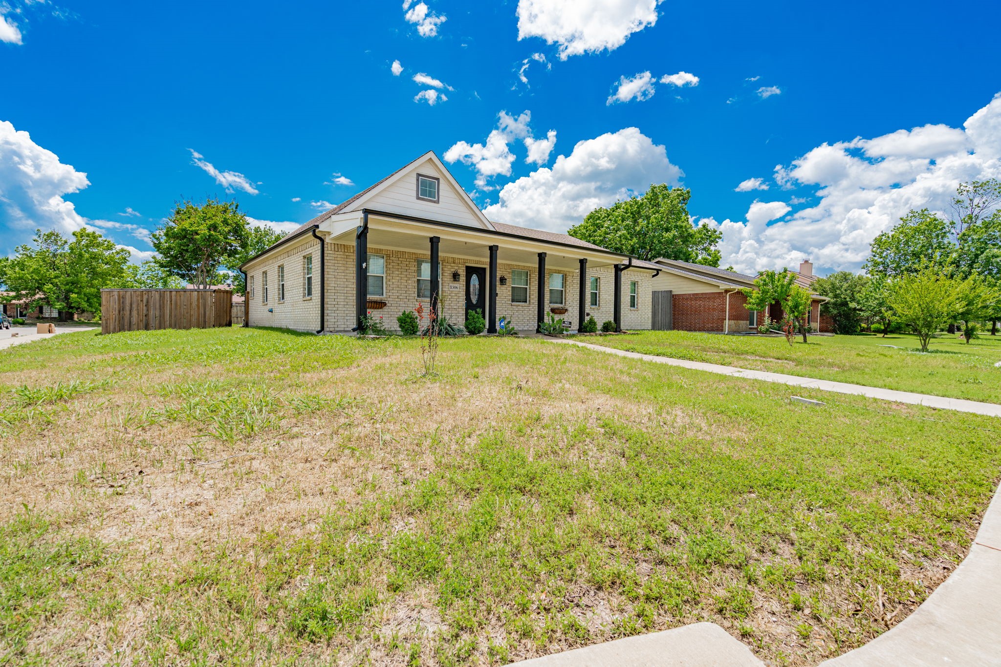 8306 Chesham Drive Rowlett TX 75088