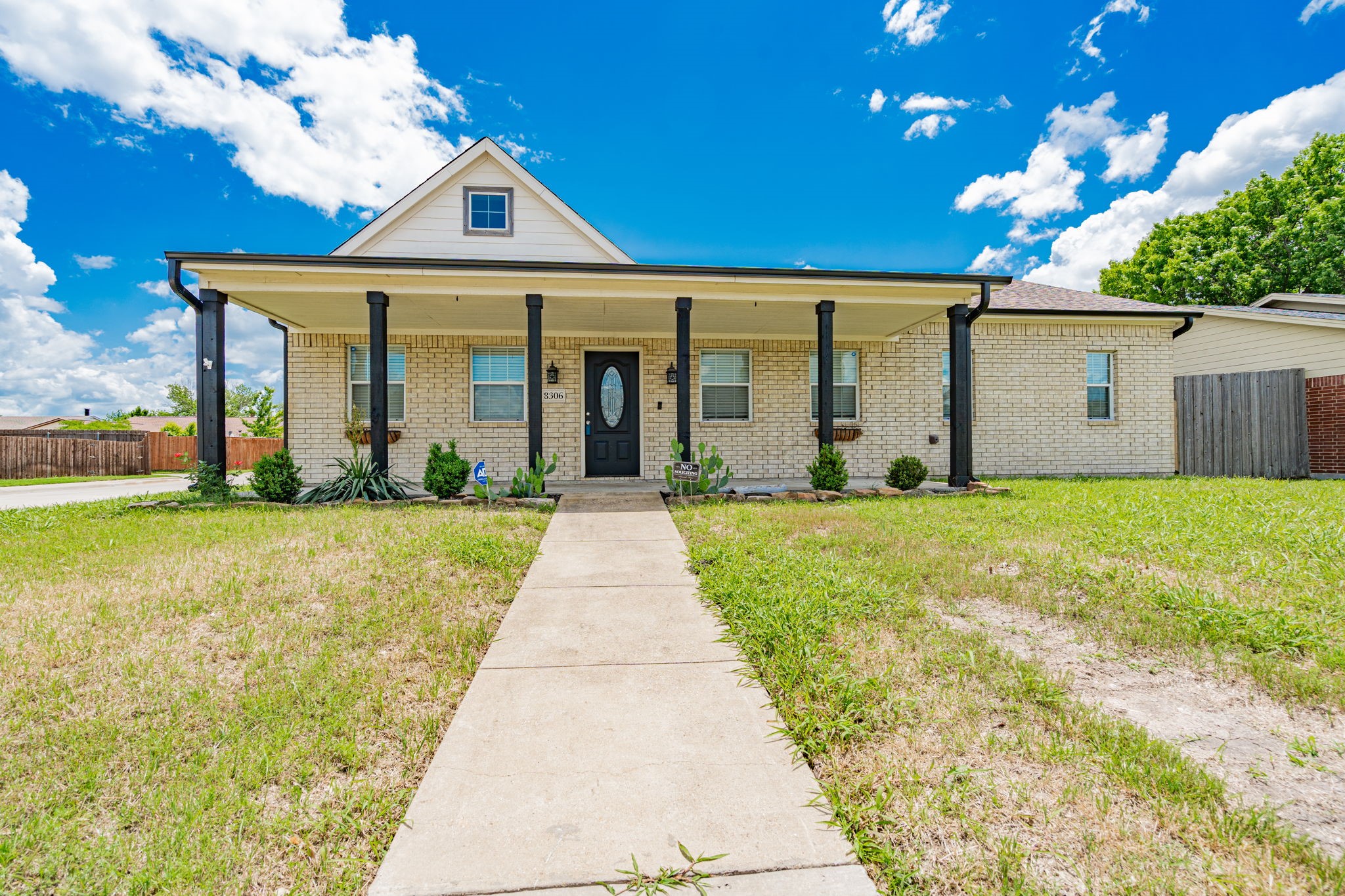 8306 Chesham Drive Rowlett TX 75088