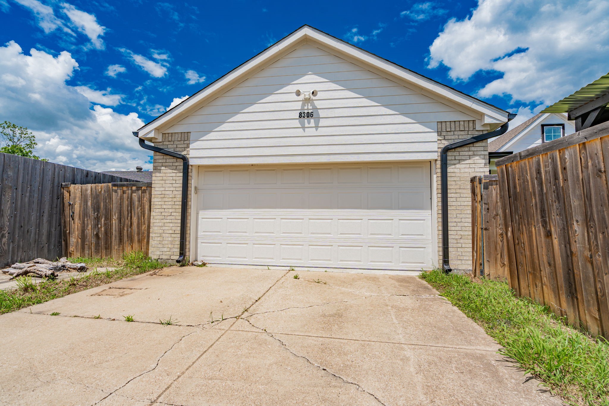 8306 Chesham Drive Rowlett TX 75088