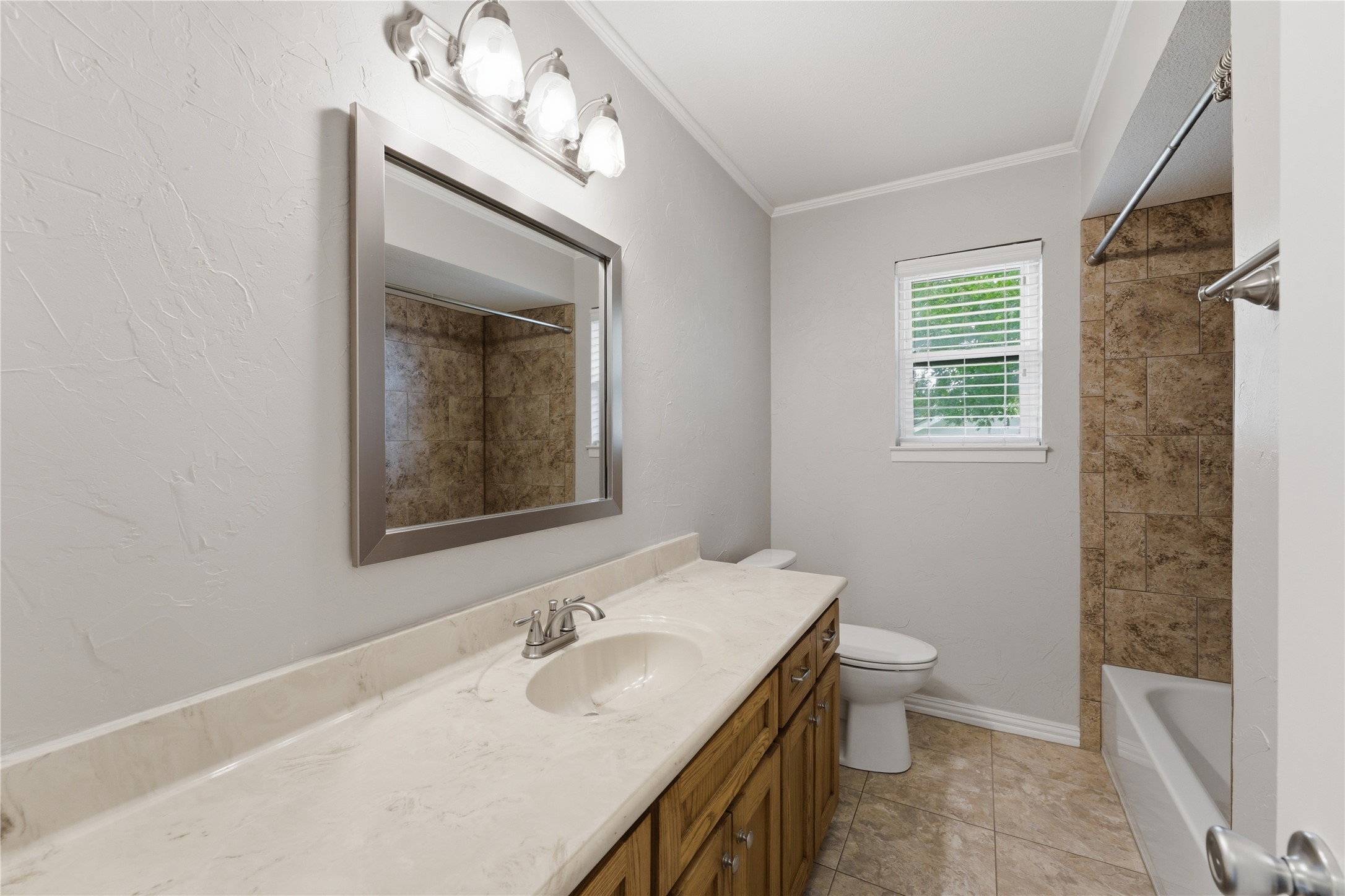 200 E San Benito Drive Robinson TX 76706