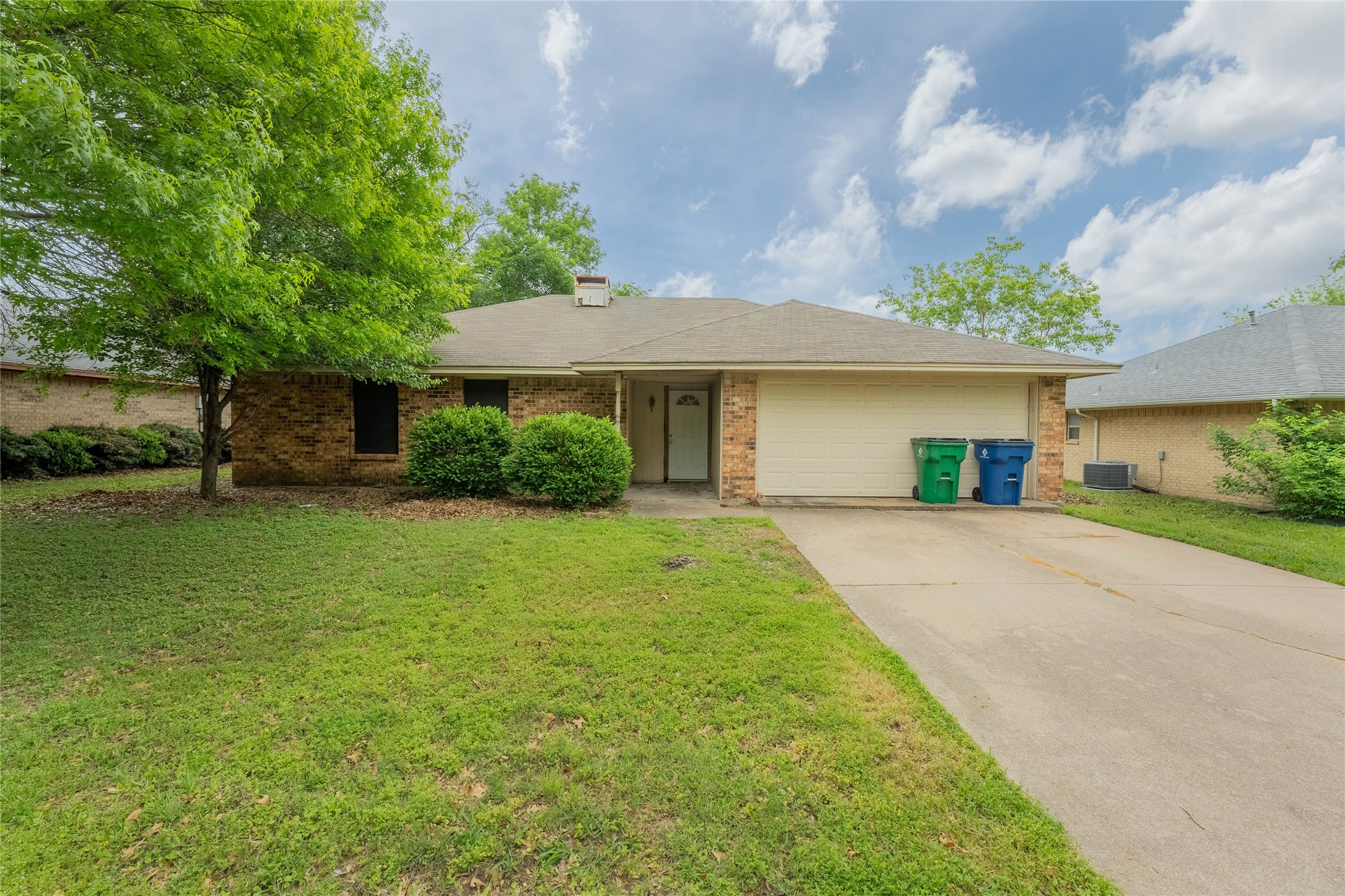 104 Chevy Chase Lane Waxahachie TX 75165
