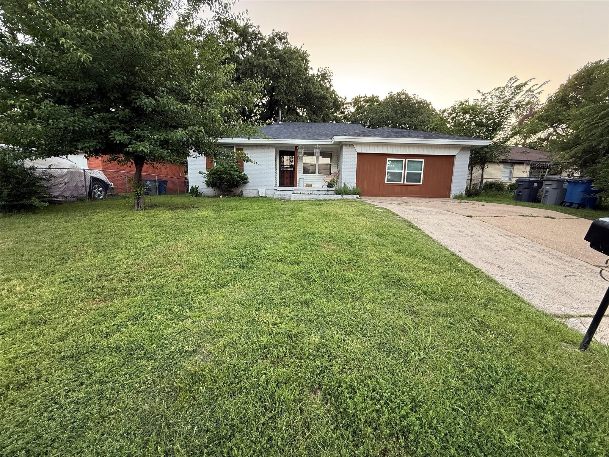 665 Cedarcliff Drive Dallas TX 75217