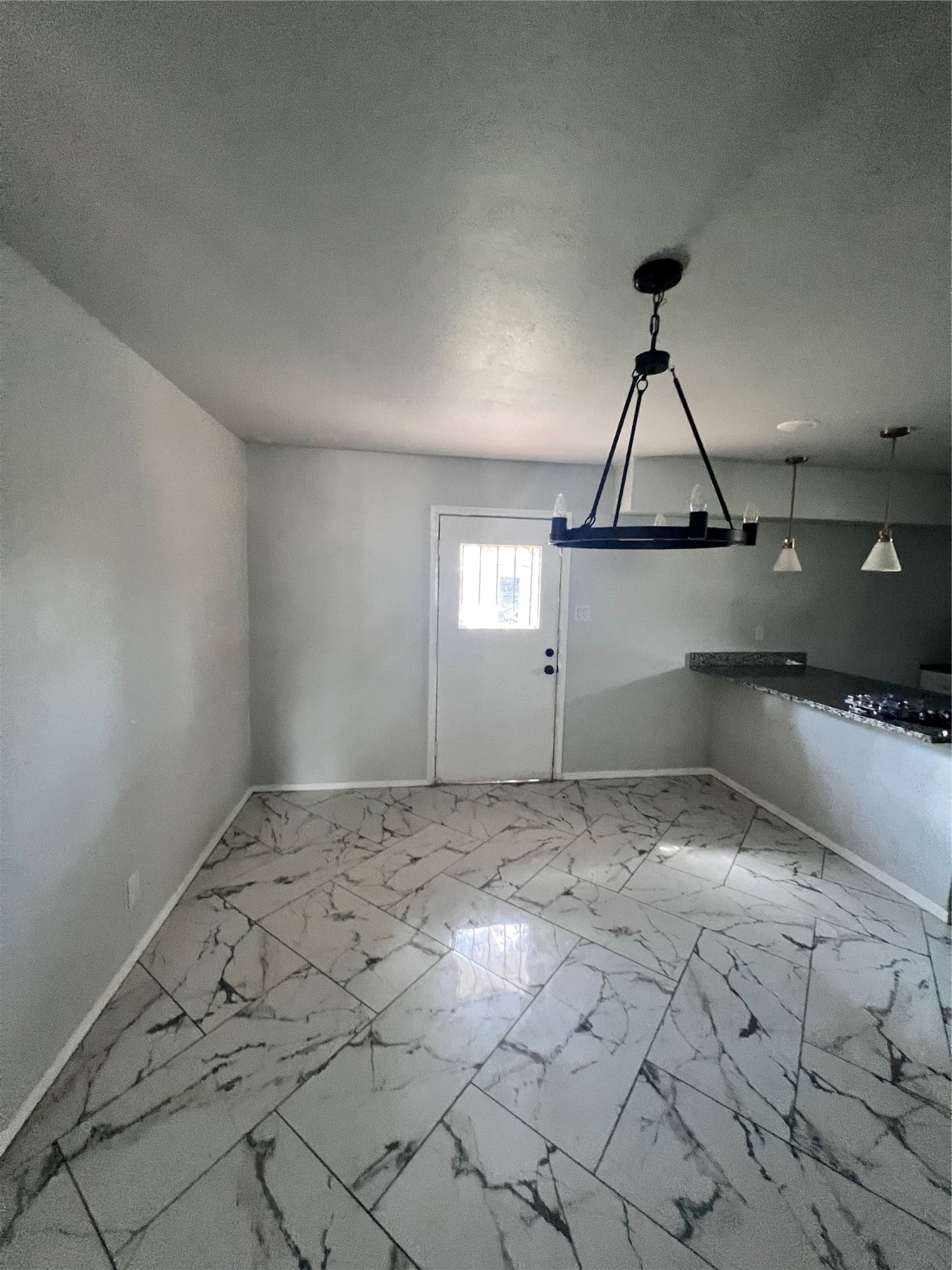 665 Cedarcliff Drive Dallas TX 75217