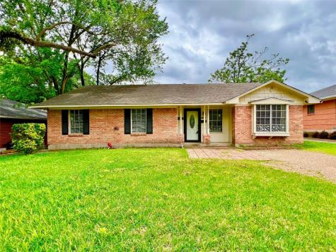 8823 Liptonshire Drive Dallas TX 75238
