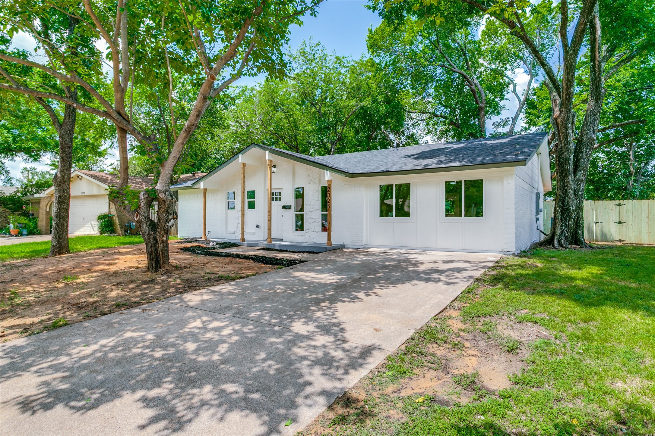 2325 Lake By Drive Irving TX 75060